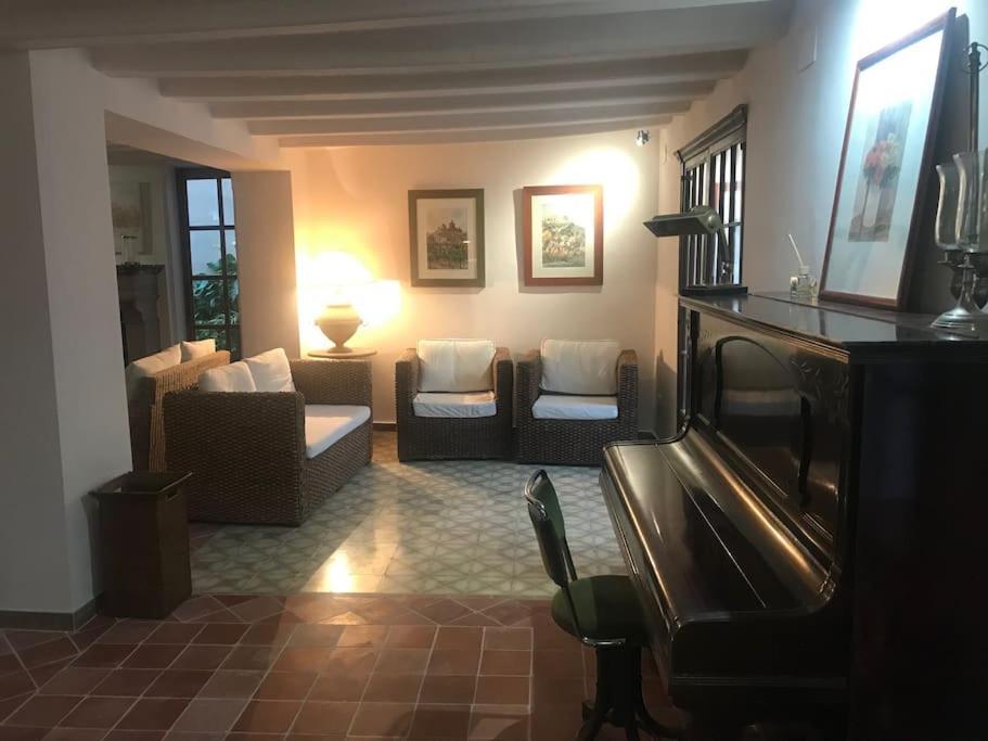 Ca Margalef - Casa Rural Con Encanto Ginestar Extérieur photo